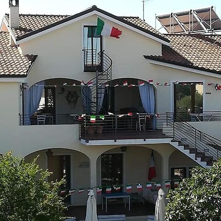 Appartement Casa Di Livia à SantʼAnna Arresi Extérieur photo