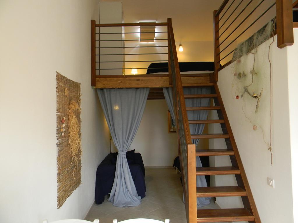 Appartement Casa Di Livia à SantʼAnna Arresi Extérieur photo