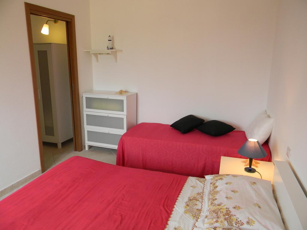 Appartement Casa Di Livia à SantʼAnna Arresi Extérieur photo