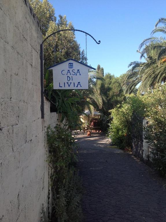 Appartement Casa Di Livia à SantʼAnna Arresi Extérieur photo